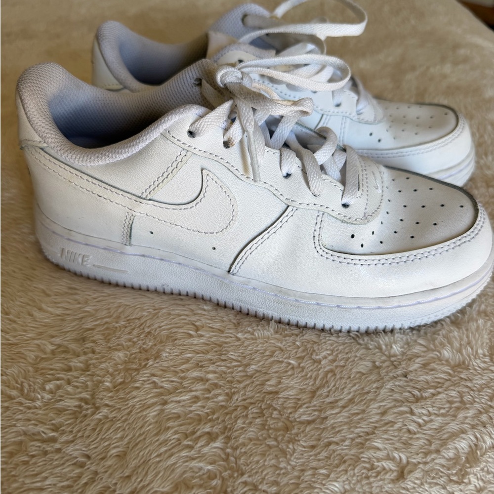 Nike Kids White Low-Top Leather Air Force 1 Sneakers